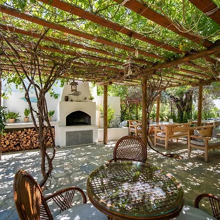 Yarimada Apart & Aparthotel